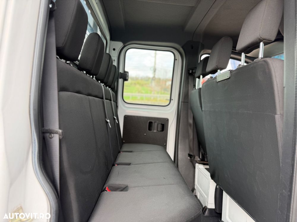 Mercedes-Benz Sprinter 906.235 Sasiu cabina dubla - 23