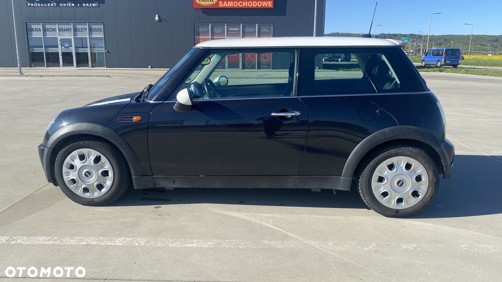 MINI Cooper Standard - 4