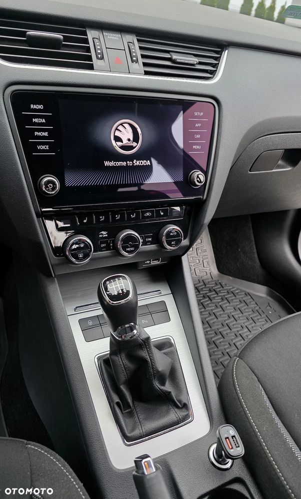 Skoda Octavia 1.5 TSI ACT Ambition - 16