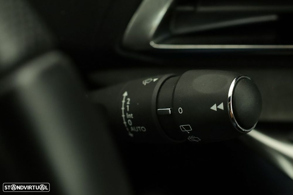 Peugeot 3008 1.2 PureTech GT EAT8 - 19