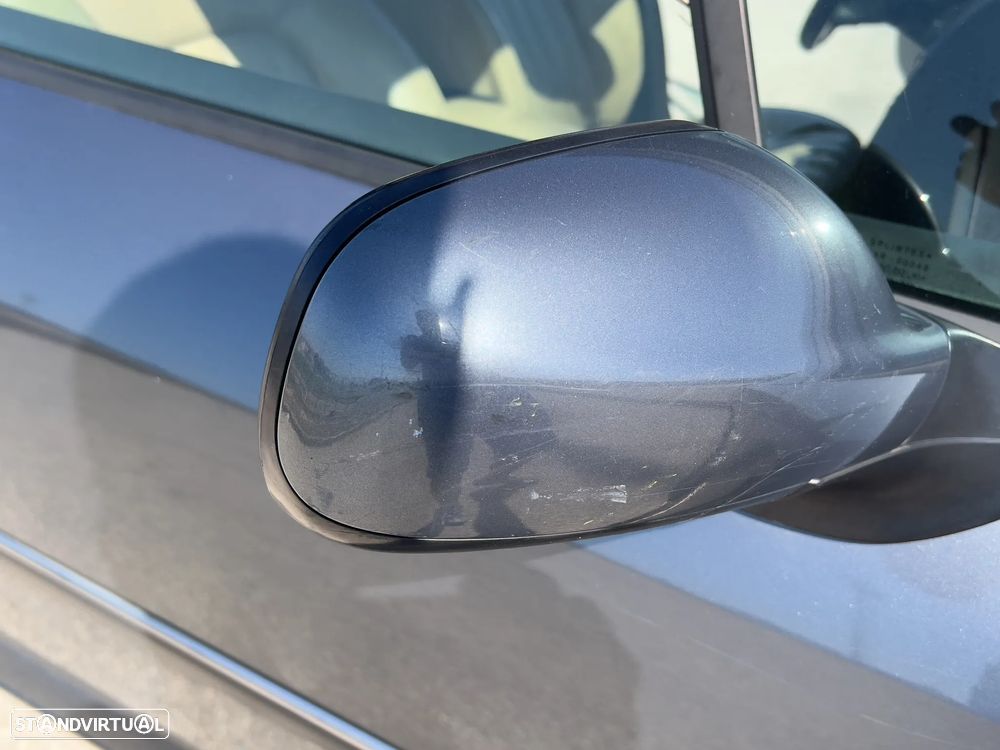 Peugeot 407 SW 2.0 HDi Executive - 24