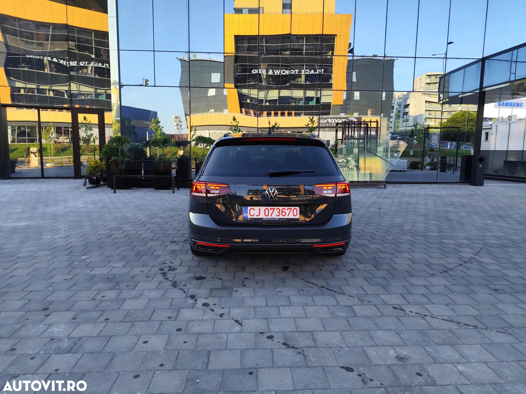Volkswagen Passat Variant 2.0 TDI DSG Comfortline - 4