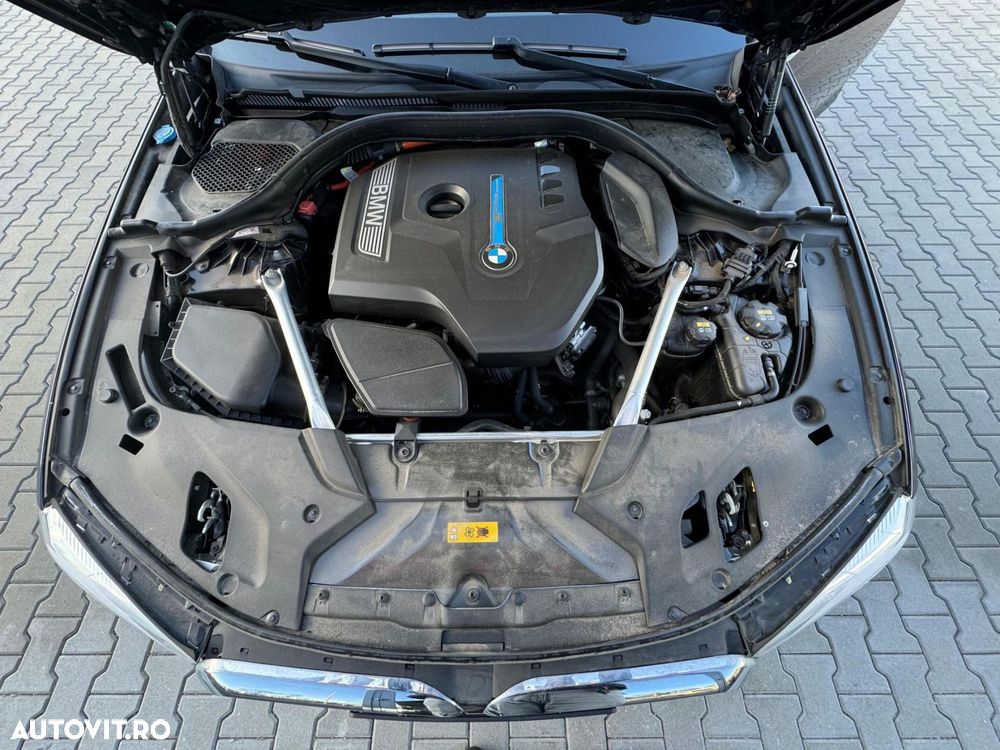 BMW Seria 5 530e AT PHEV - 31