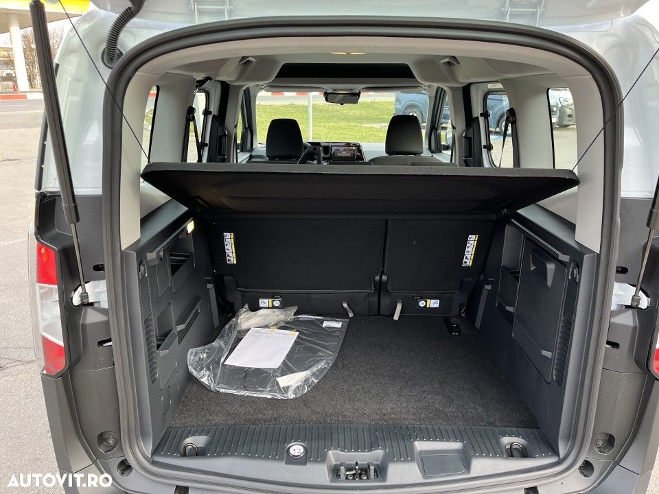 Ford Tourneo Courier - 9
