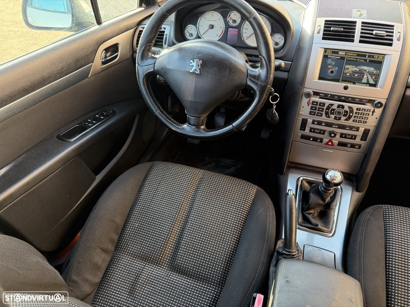 Peugeot 407 SW 2.0 HDi Navteq - 26