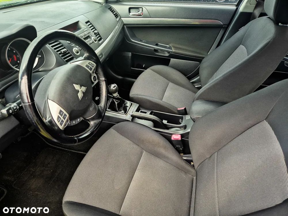 Mitsubishi Lancer 1.8 Intense - 5