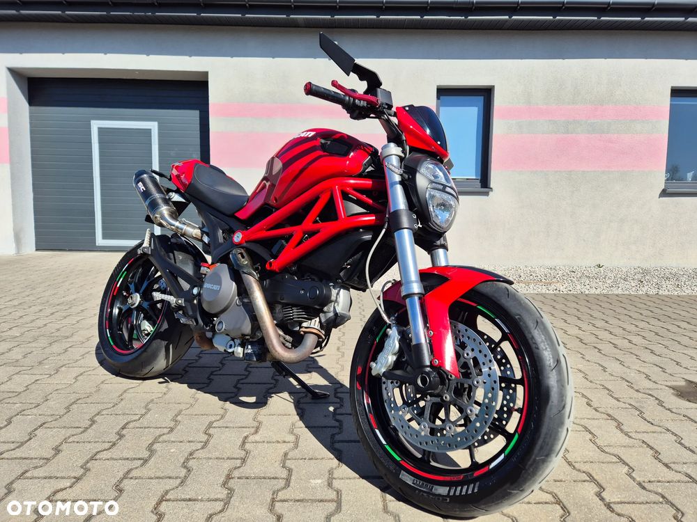 Ducati Monster - 3