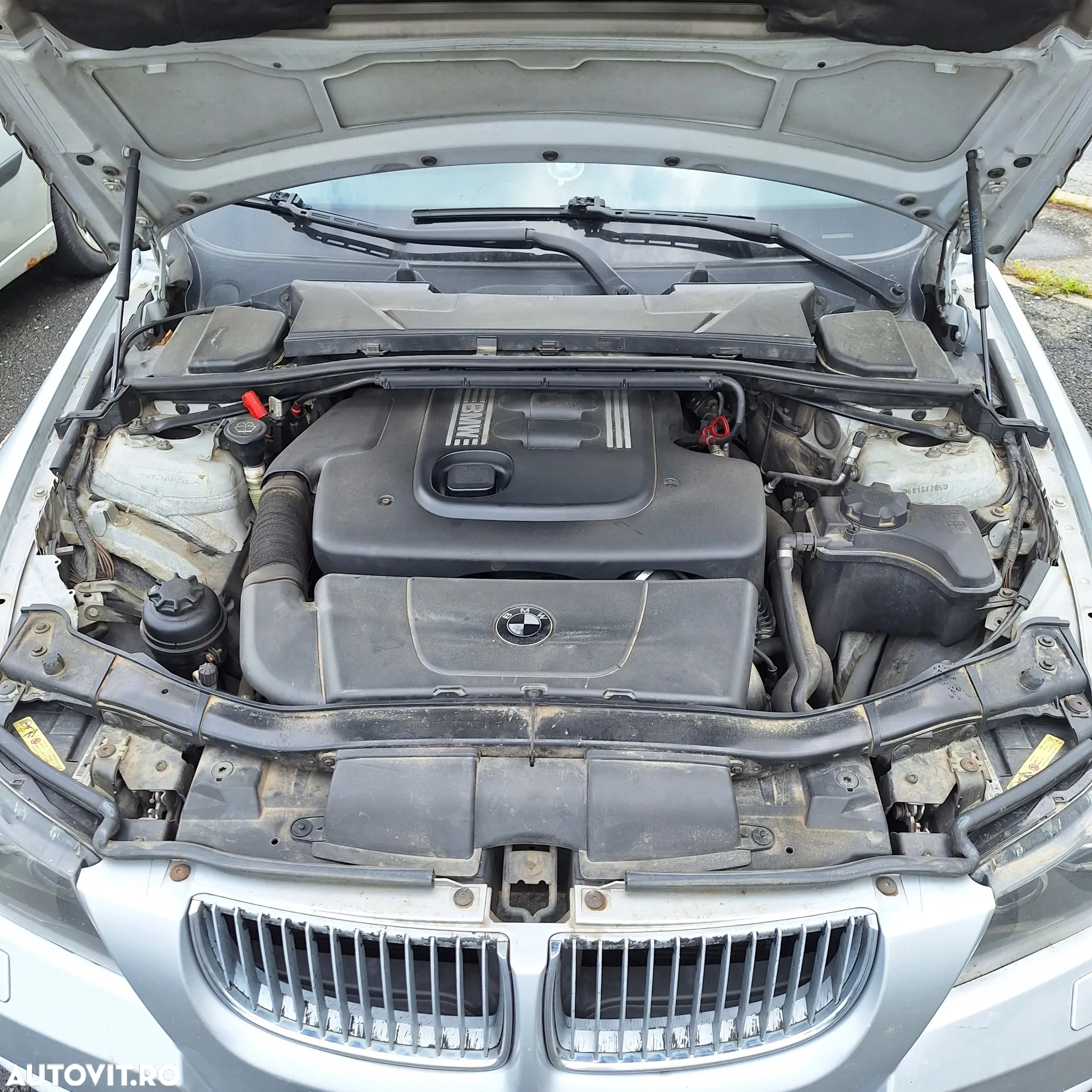 BMW Seria 3 320d - 14