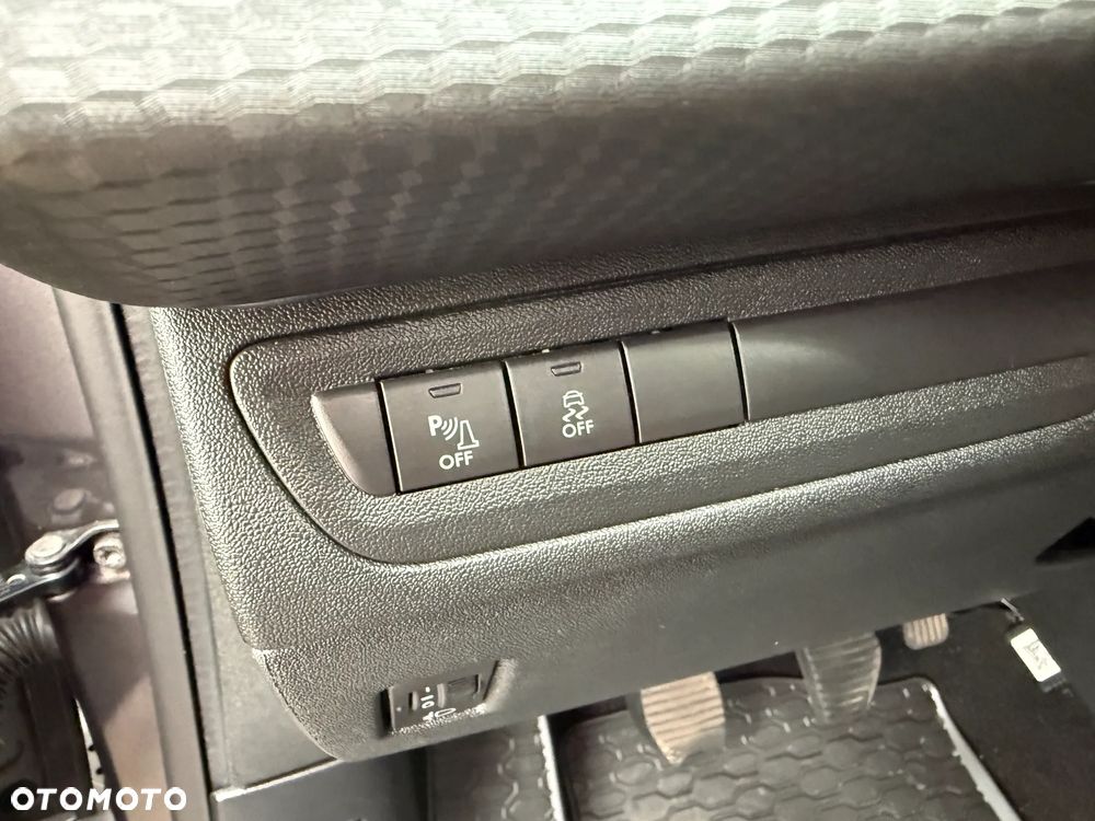 Peugeot 2008 PureTech 82 Active - 28