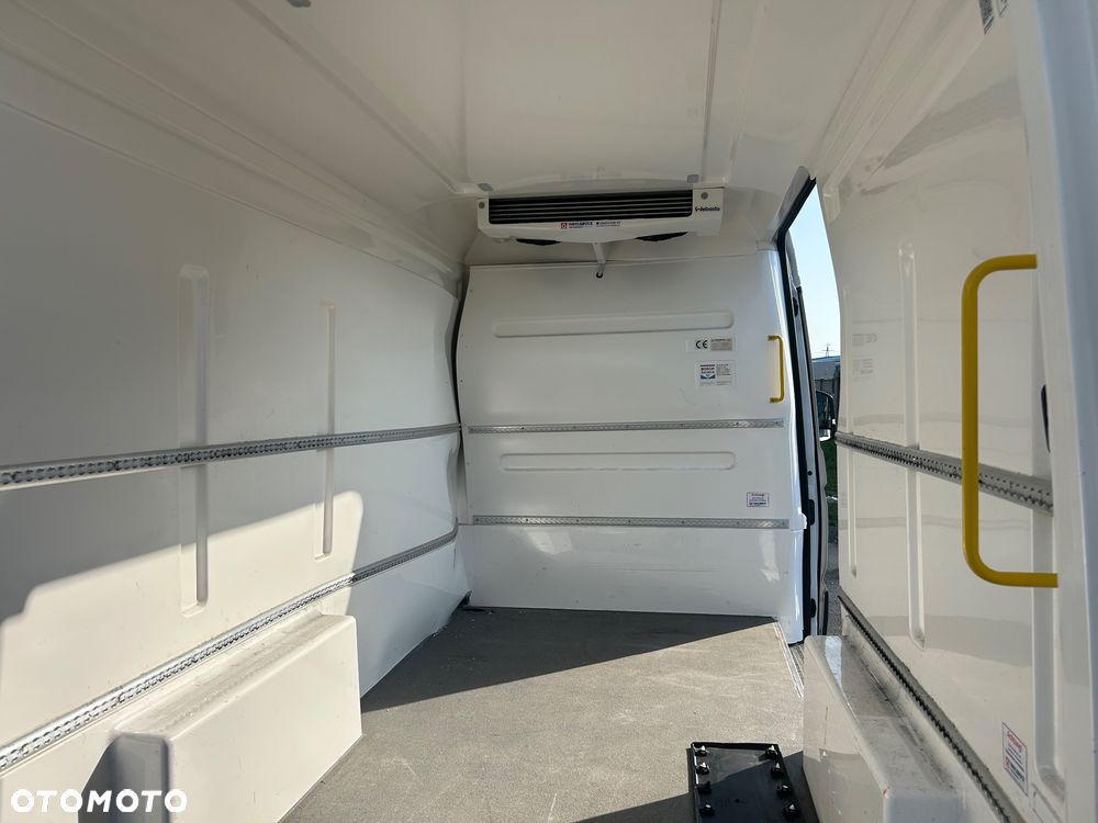 Volkswagen Crafter Chłodnia - 16