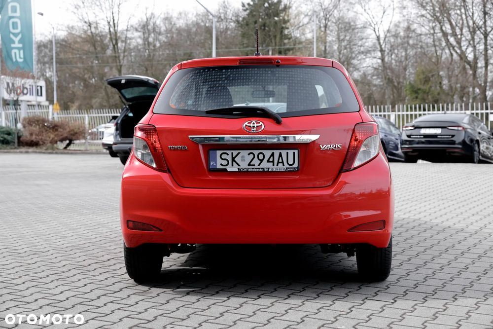 Toyota Yaris 1.33 Luna - 6