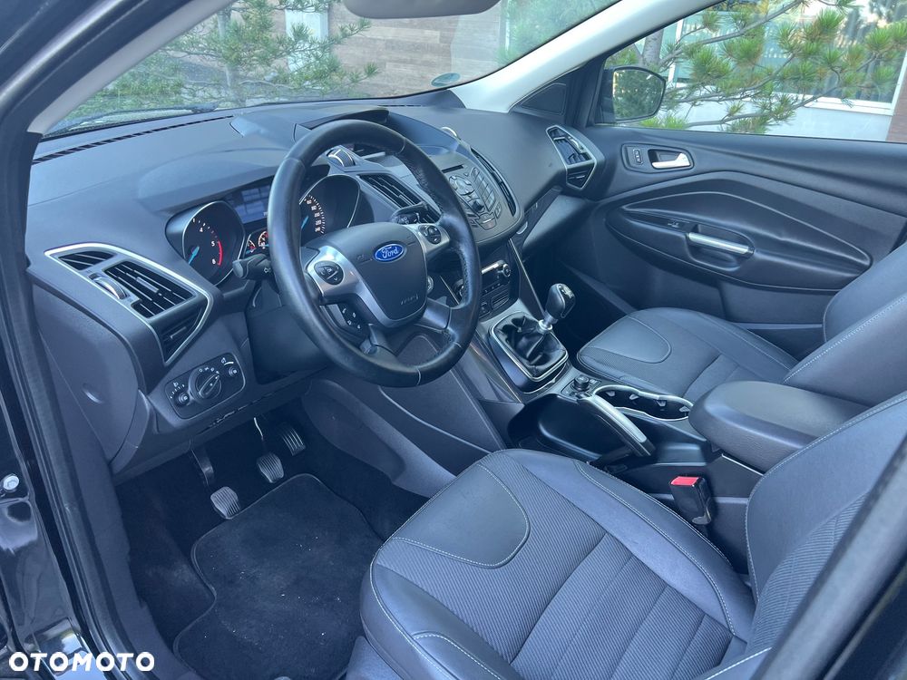 Ford Kuga 2.0 TDCi 4x4 Titanium - 10