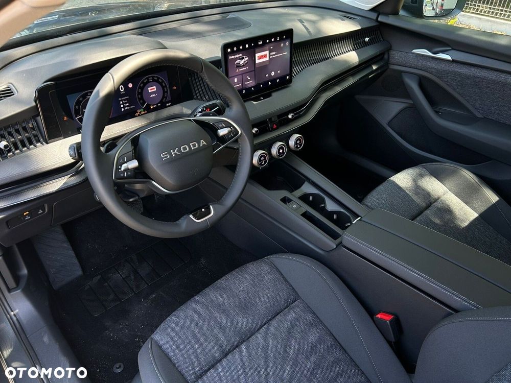 Skoda Superb 2026 photo 5