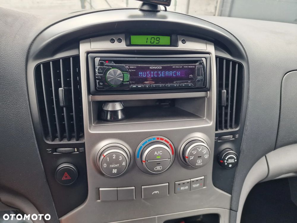 Hyundai H-1 2.5 CRDi Travel Comfort - 32