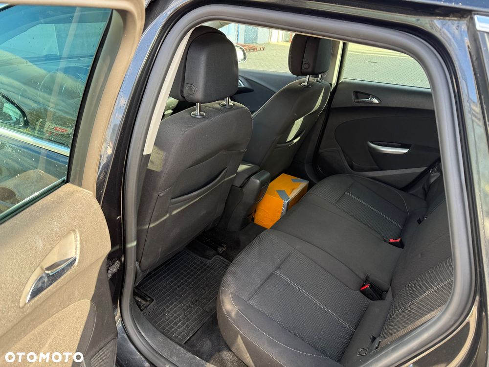 Opel Astra 1.4 T Cosmo - 12