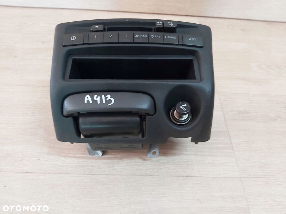 Toyota Yaris I LIFT radio kaseta 86120-0D070 - 2