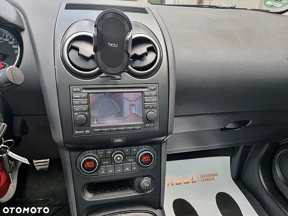 Nissan Qashqai 1.6 I-Way - 26