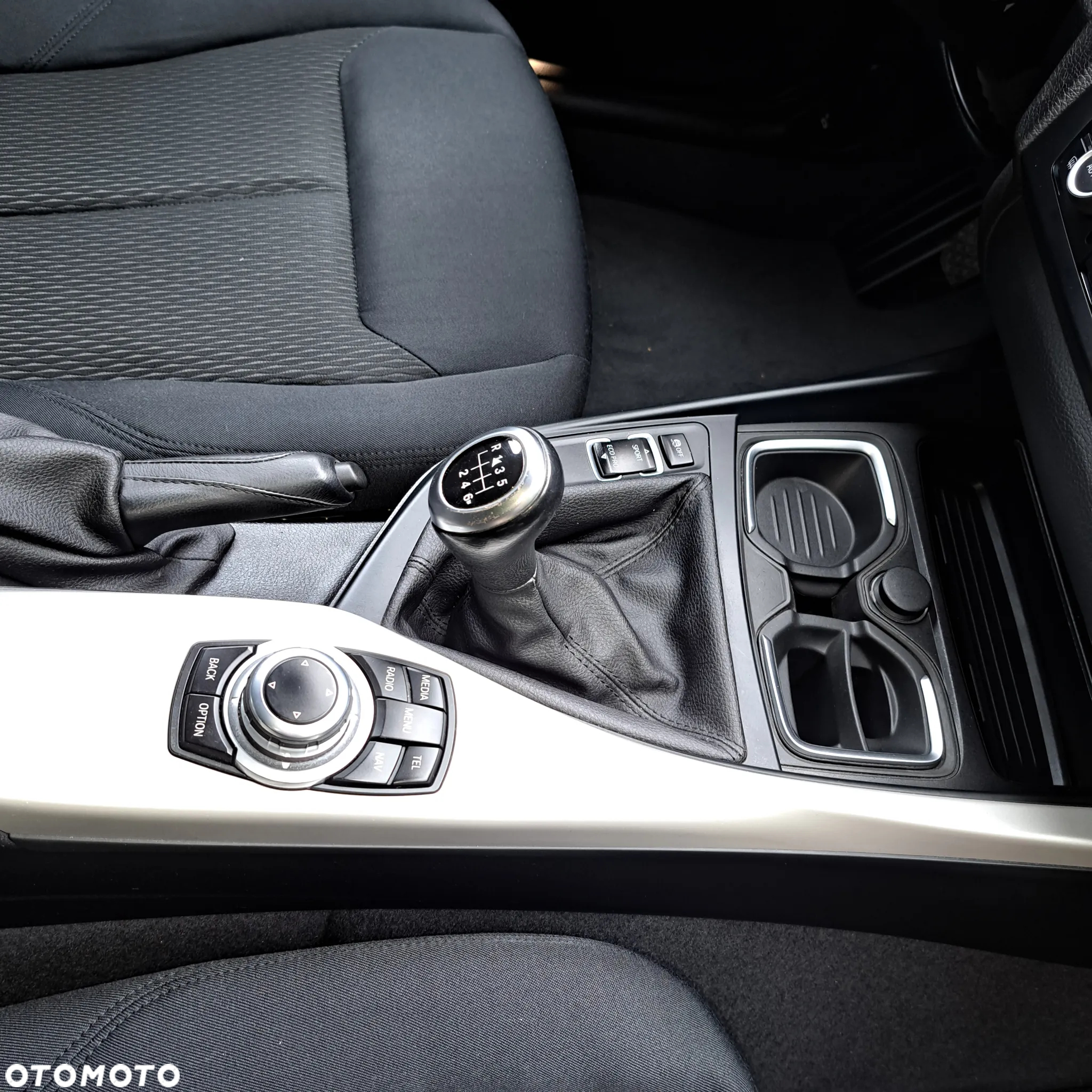 BMW Seria 1 114i Sport Line - 11