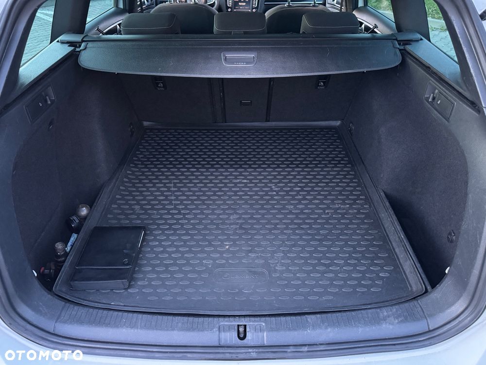 Volkswagen Golf GTD 2.0 TDI SCR DSG - 12