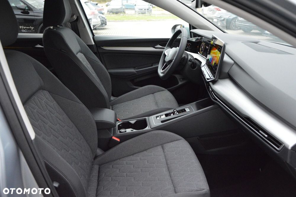Volkswagen Golf Variant 1.5 eTSI mHEV Life Plus DSG - 12