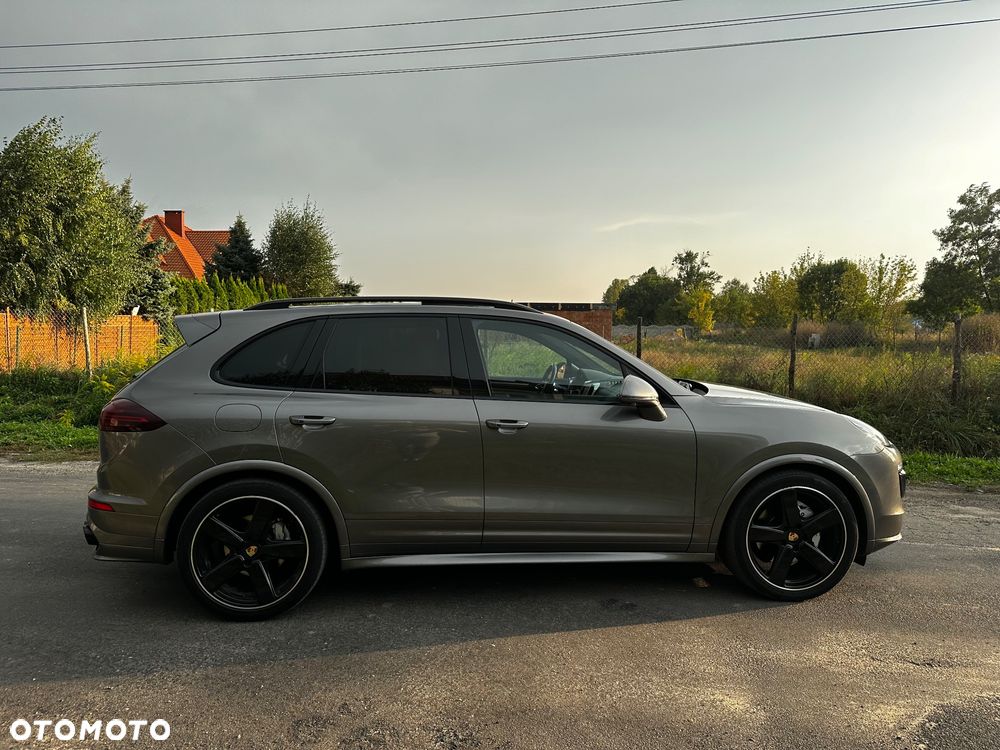 Porsche Cayenne S Diesel - 8