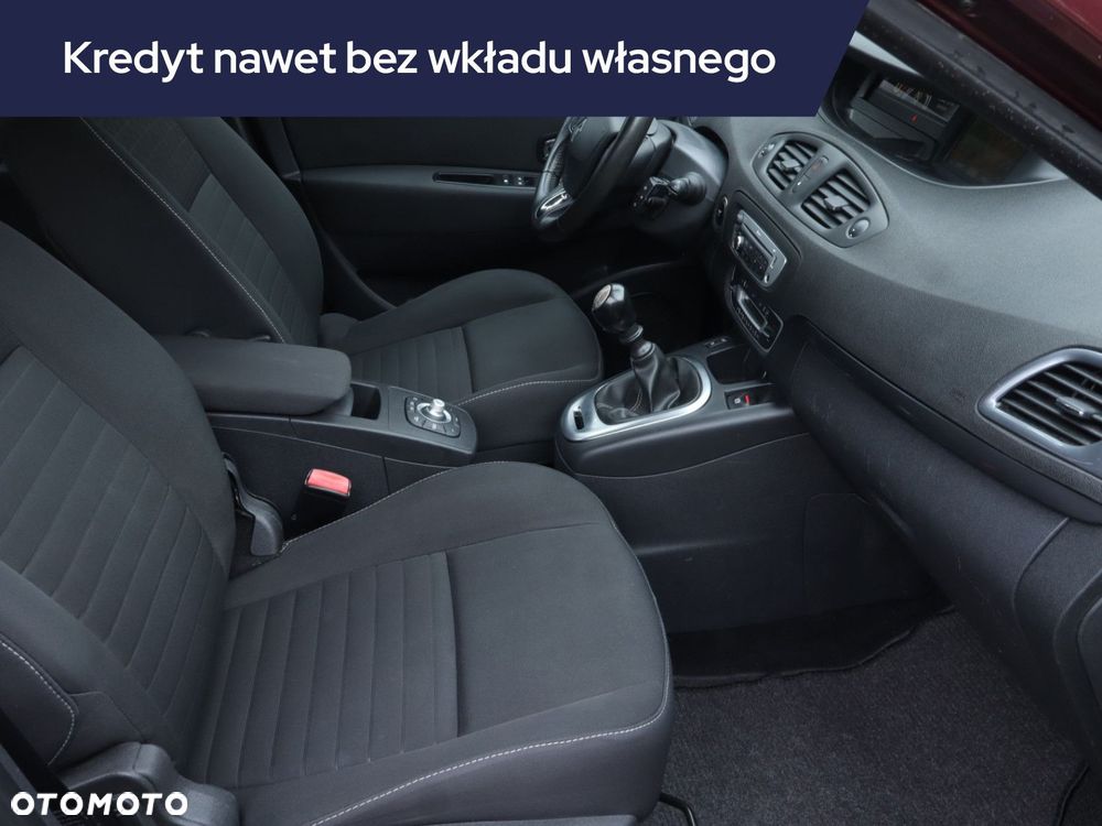 Renault Grand Scenic - 11