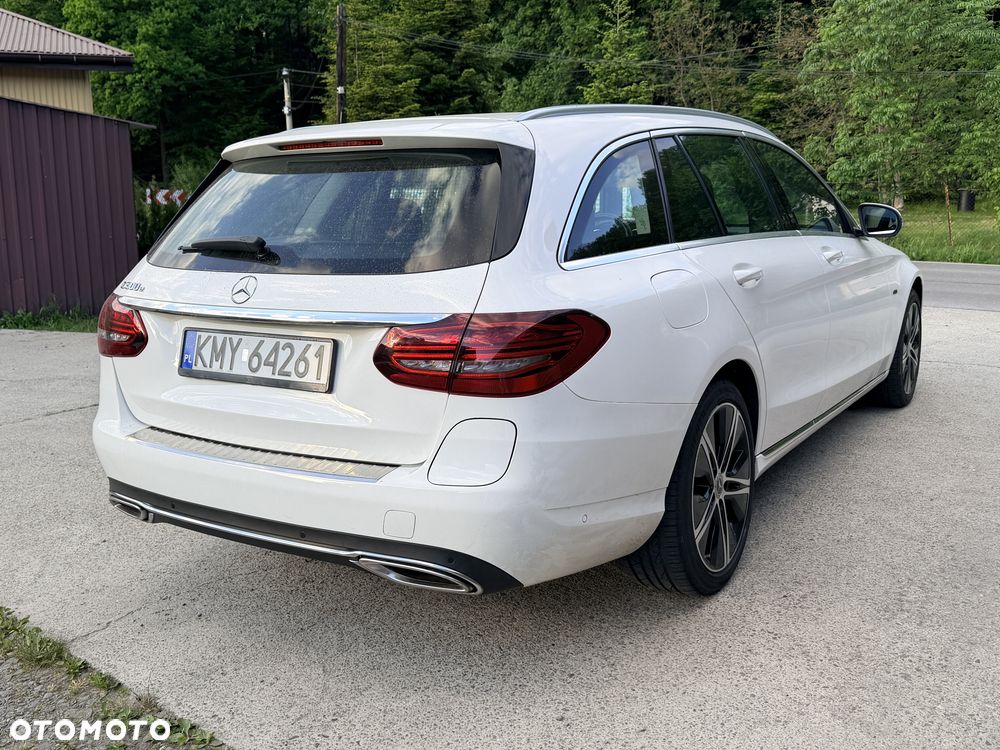 Mercedes-Benz Klasa C 300 e 9G-TRONIC - 5