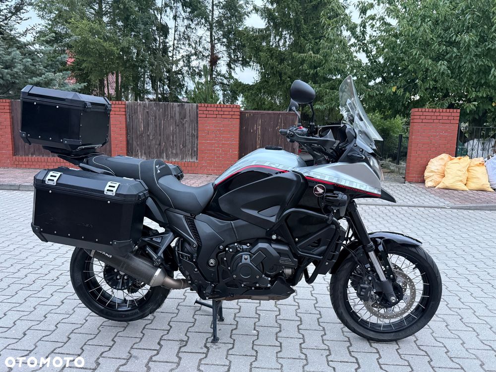 Honda VFR - 7