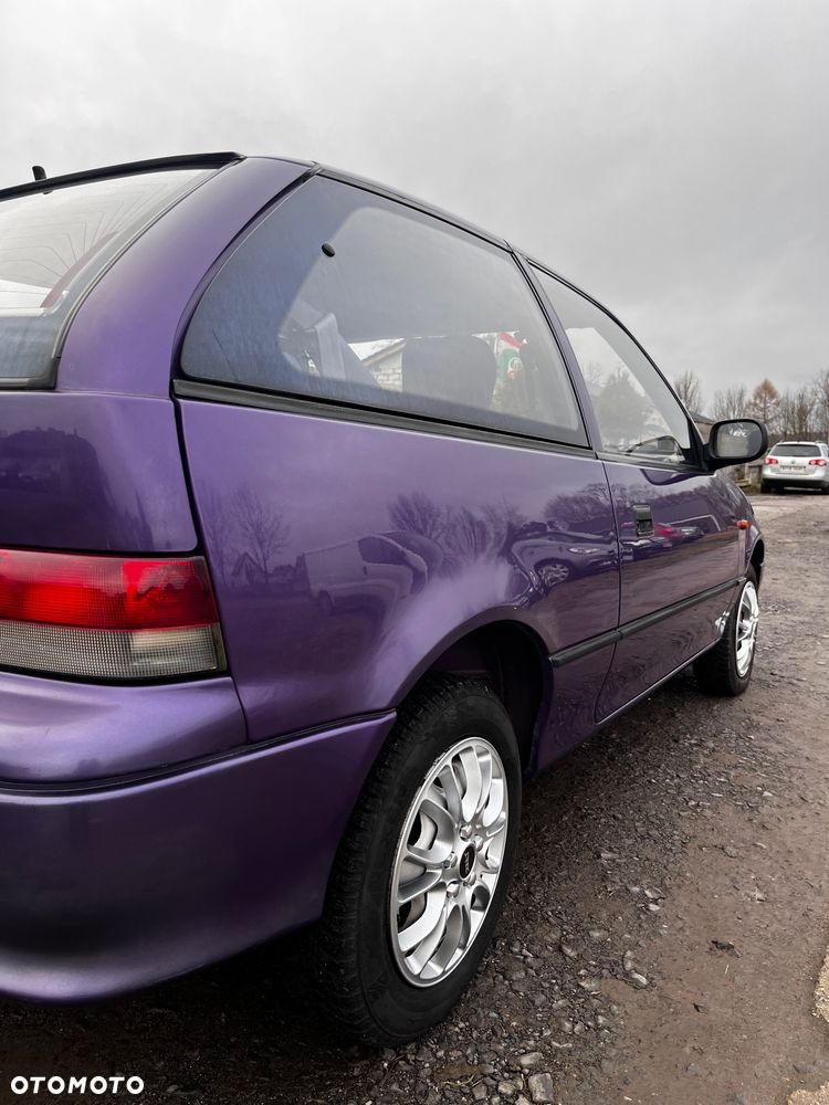 Suzuki Swift 1.0 GL - 15