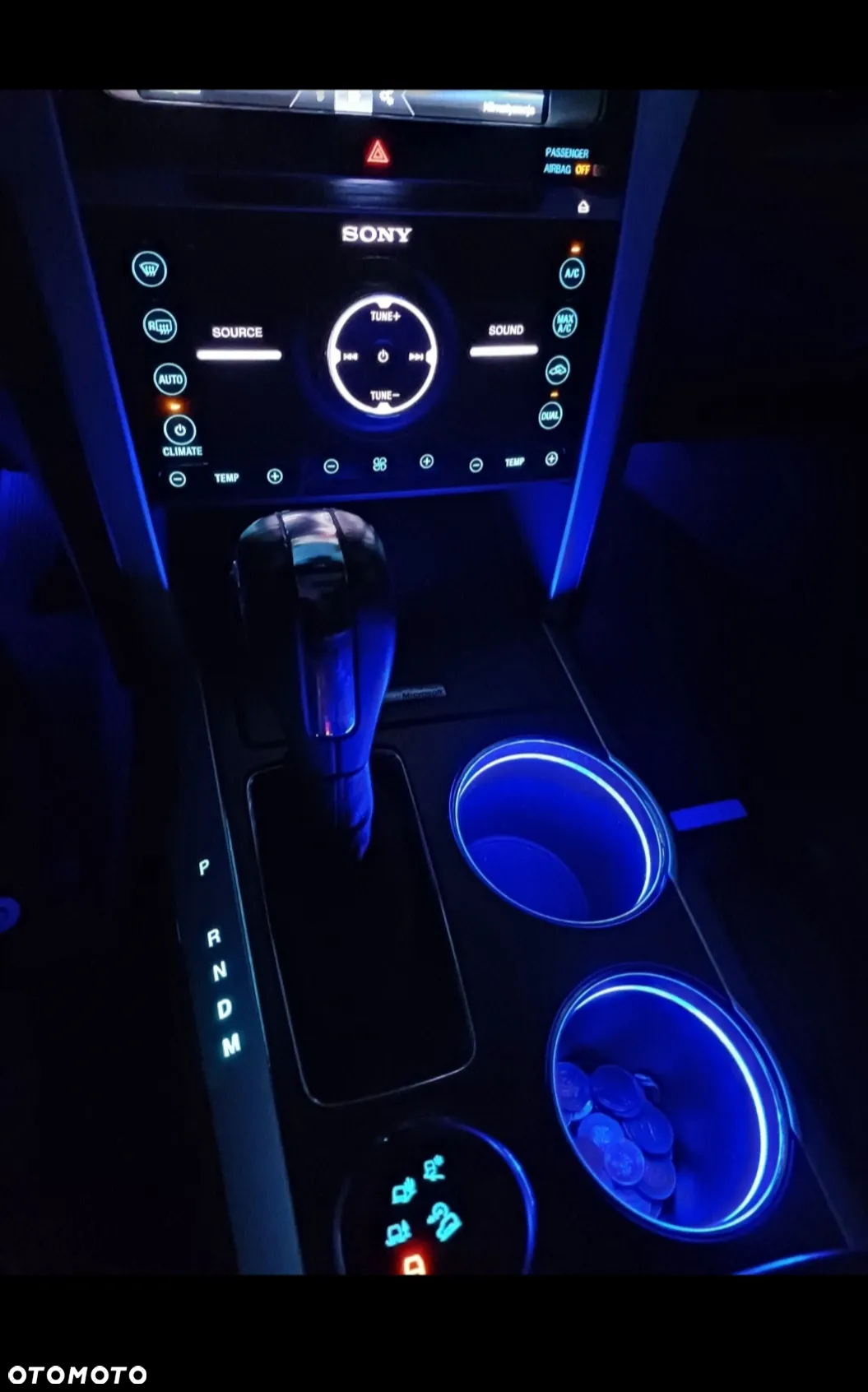 Ford Explorer - 22