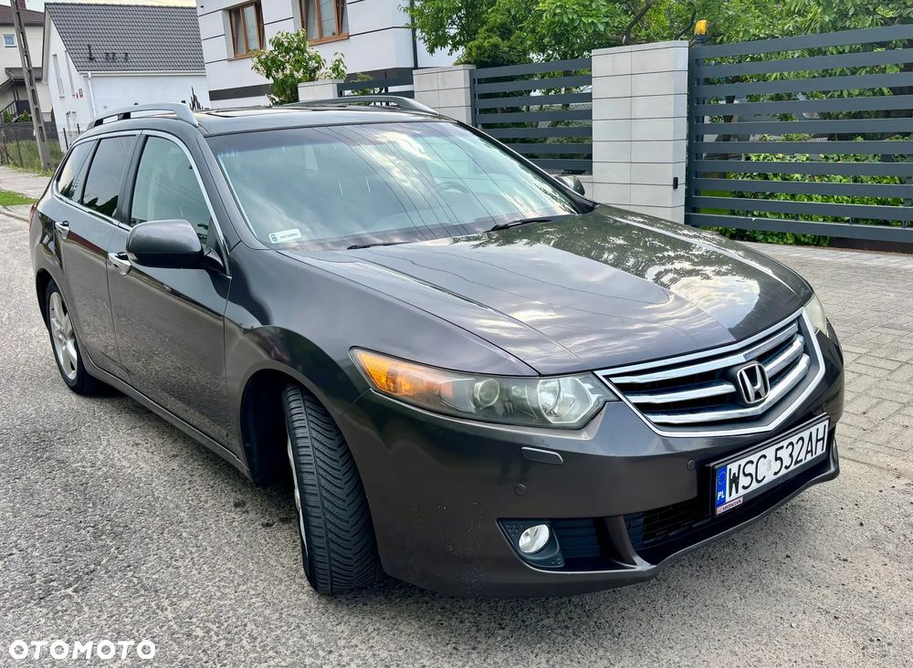 Honda Accord 2.2d Executive Nav - 9