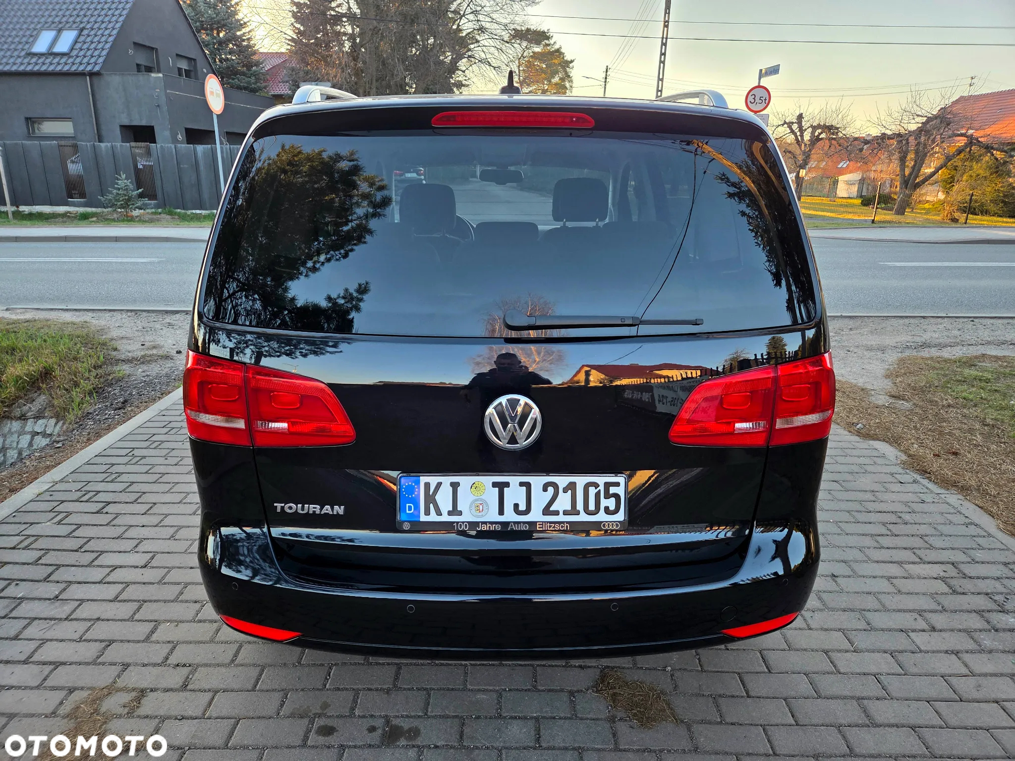 Volkswagen Touran 1.6 TDI DPF BlueMotion Technology Life - 8