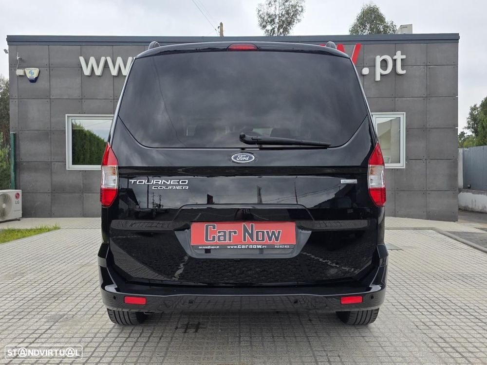 Ford Tourneo Courier 1.0 EcoBoost Titanium - 10