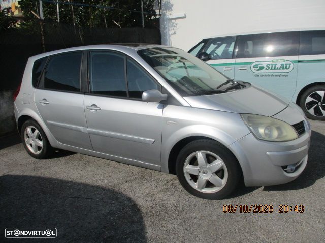 Renault Mégane Scénic - 2
