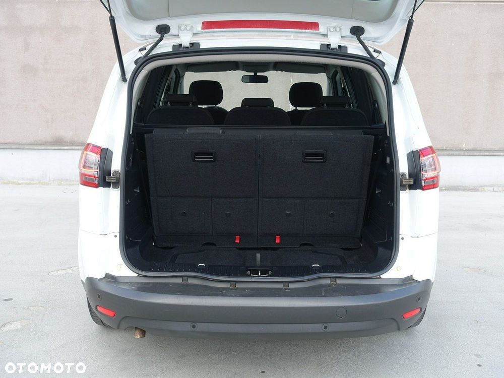 Ford S-Max - 29