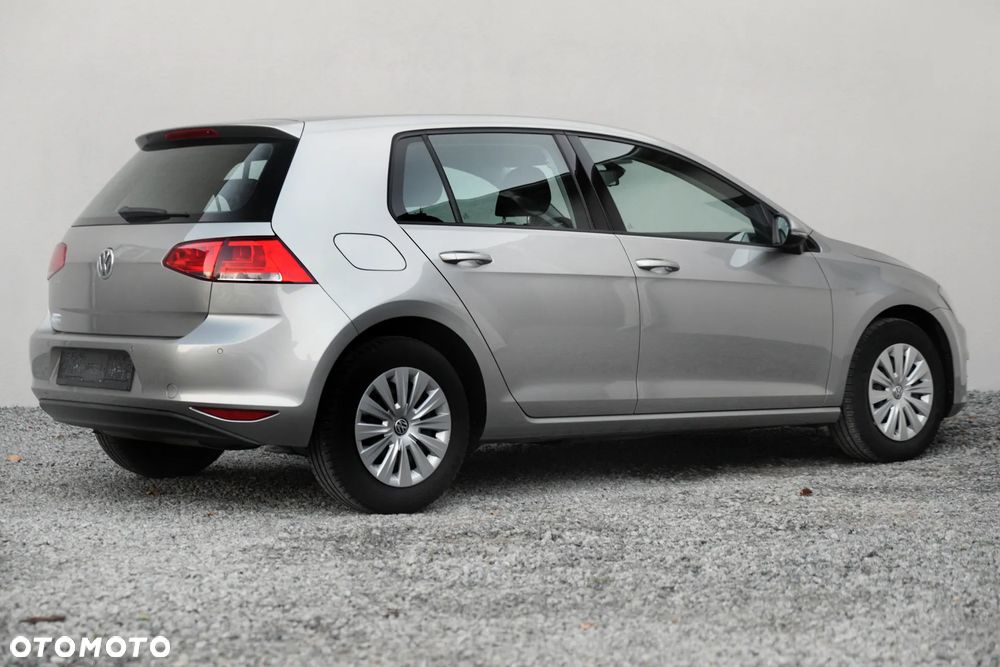 Volkswagen Golf 1.2 TSI BMT Trendline - 4