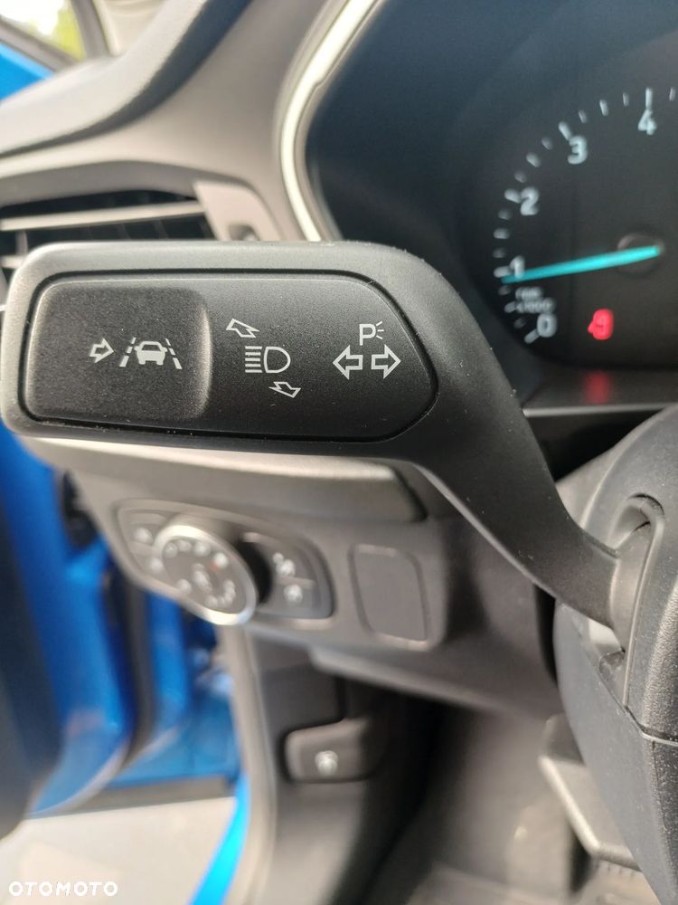 Ford Focus 1.0 EcoBoost Titanium - 37