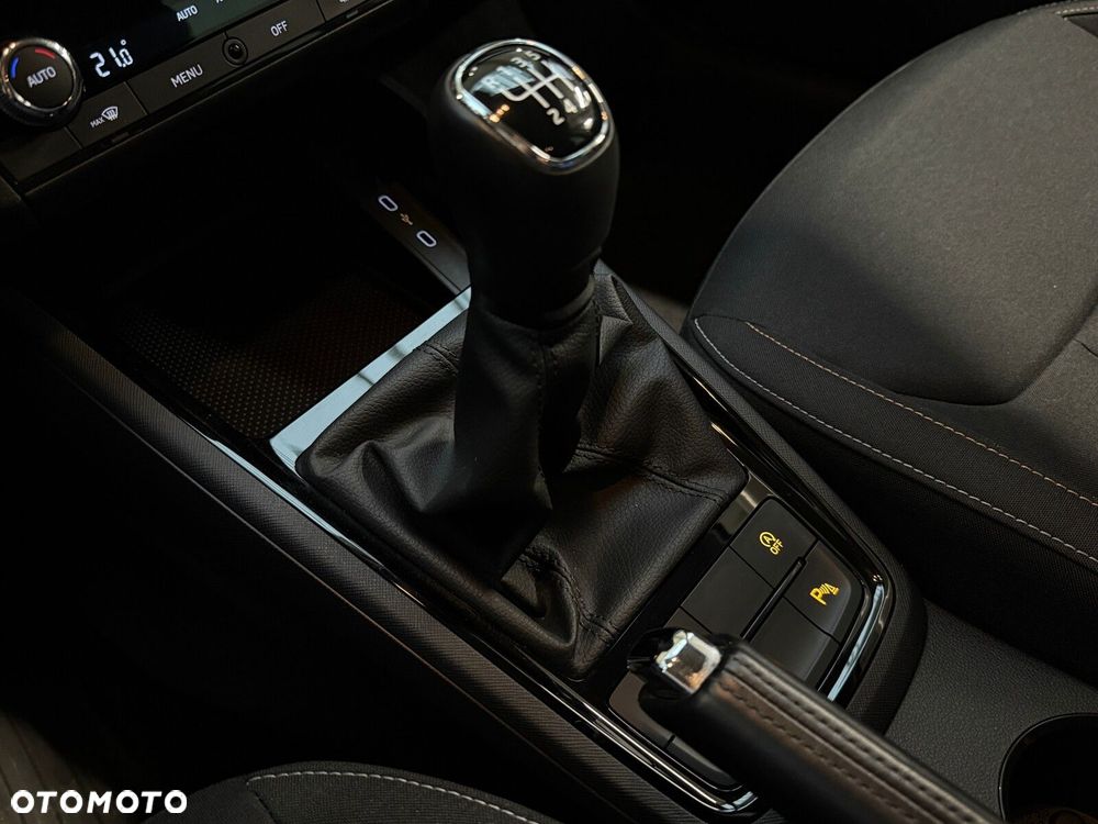 Skoda Kamiq 1.0 TSI Ambition - 33