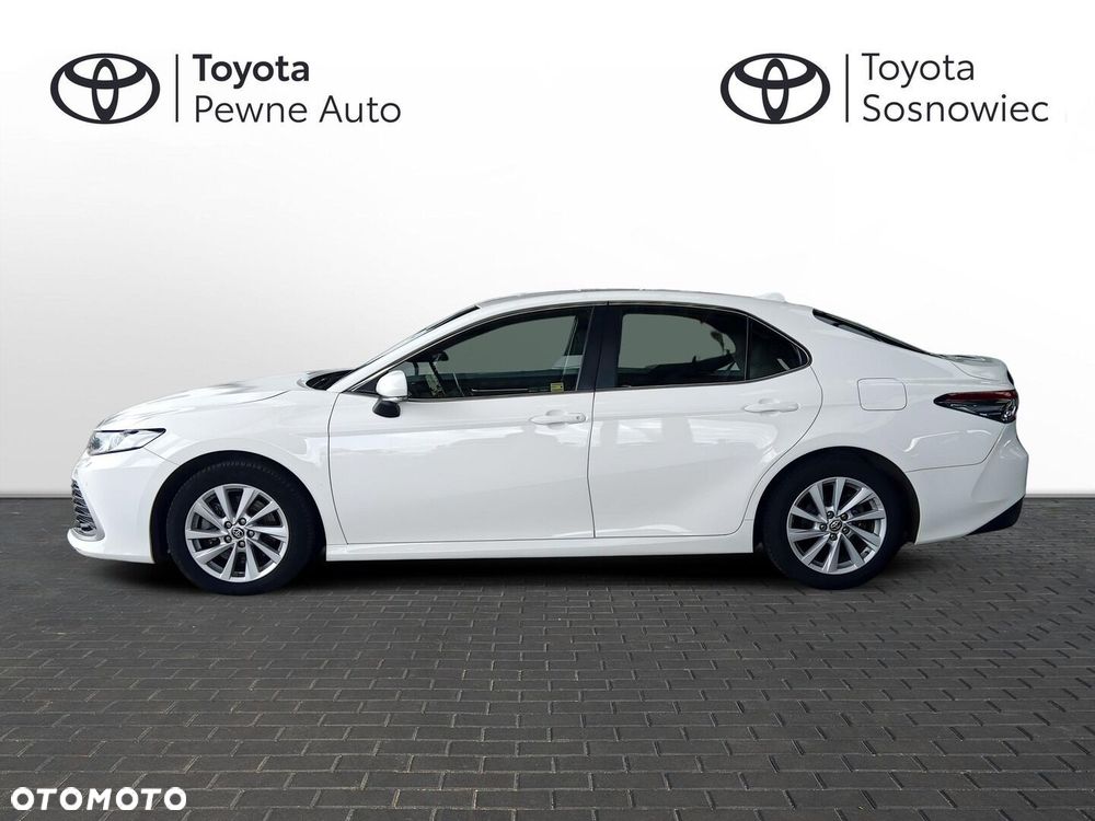 Toyota Camry 2.5 Hybrid Comfort CVT - 3