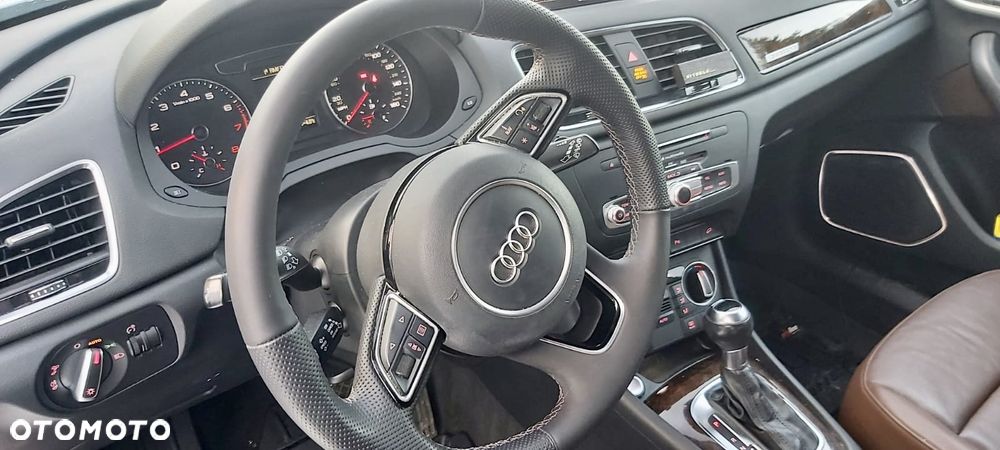 Audi Q3 - 22