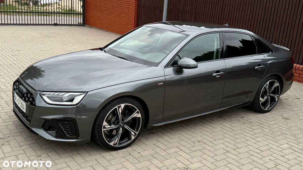 Audi A4 Limousine - 3