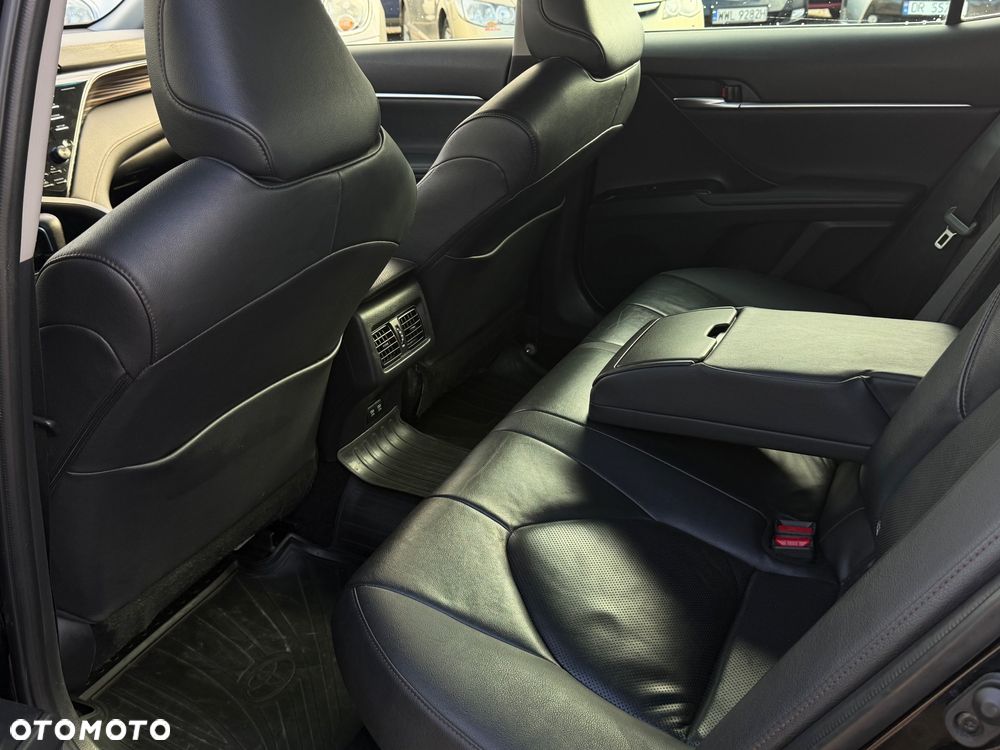 Toyota Camry 2.5 Hybrid Prestige CVT - 36