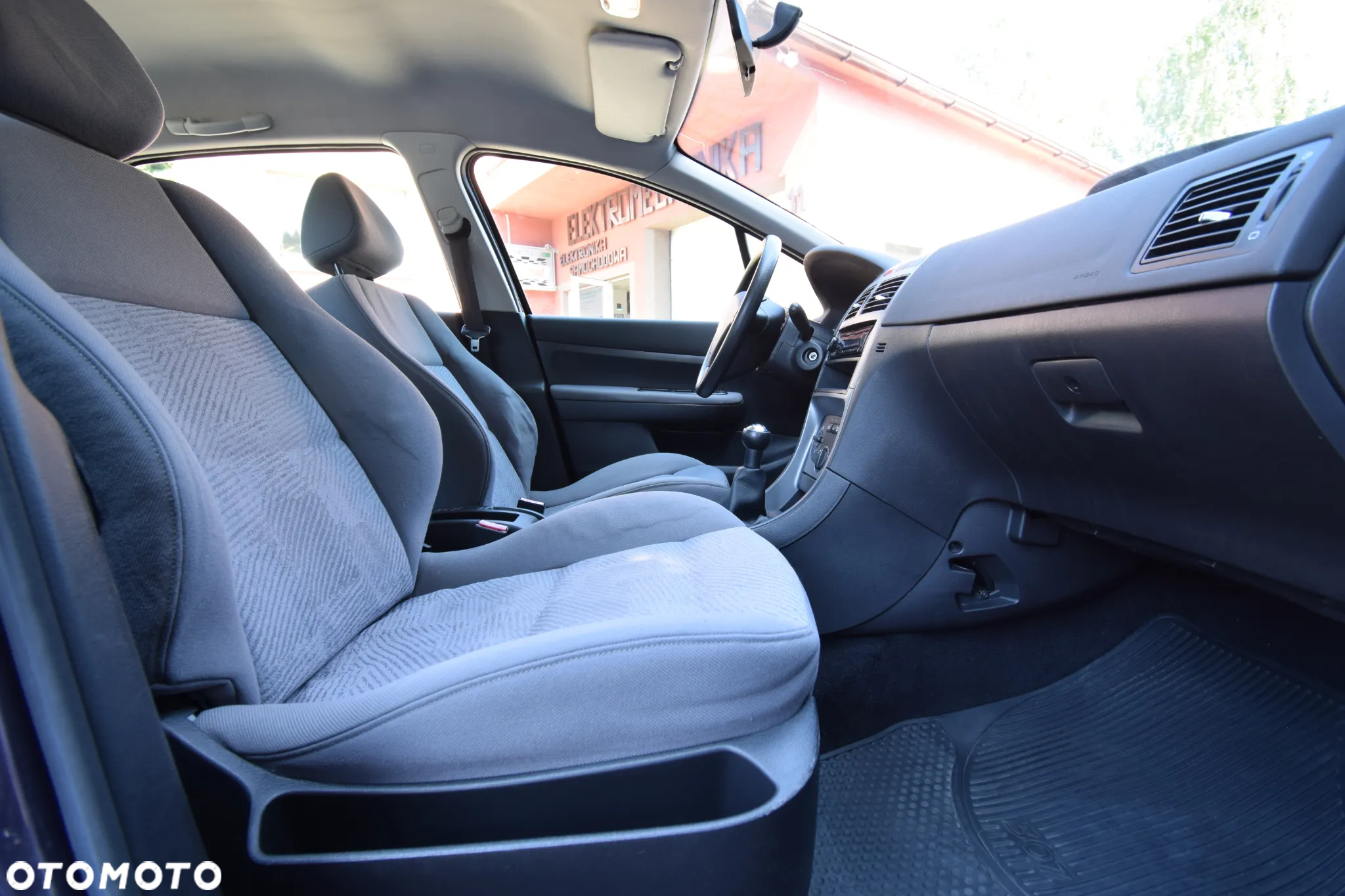 Peugeot 307 1.6 - 24