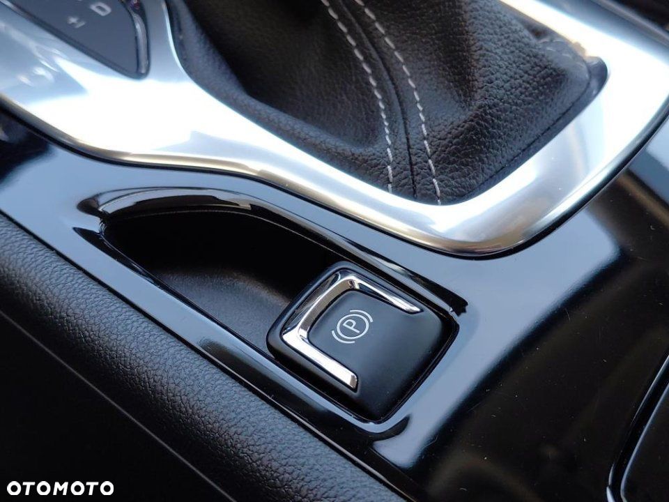 Opel Insignia - 30