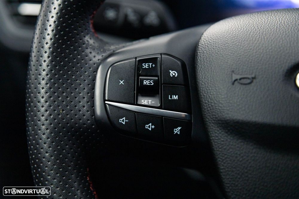 Ford Kuga 2.5 PHEV ST-Line - 28