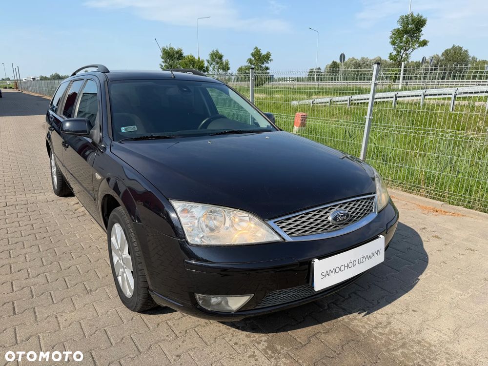 Ford Mondeo 1.8 Titanium - 1