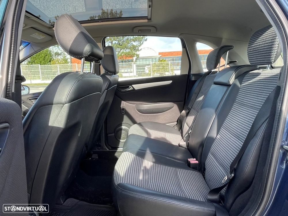 Mercedes-Benz B 200 CDI - 9
