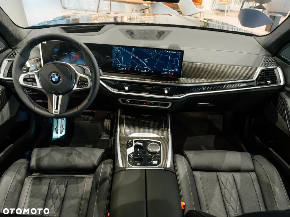 BMW X7 M60i xDrive - 10