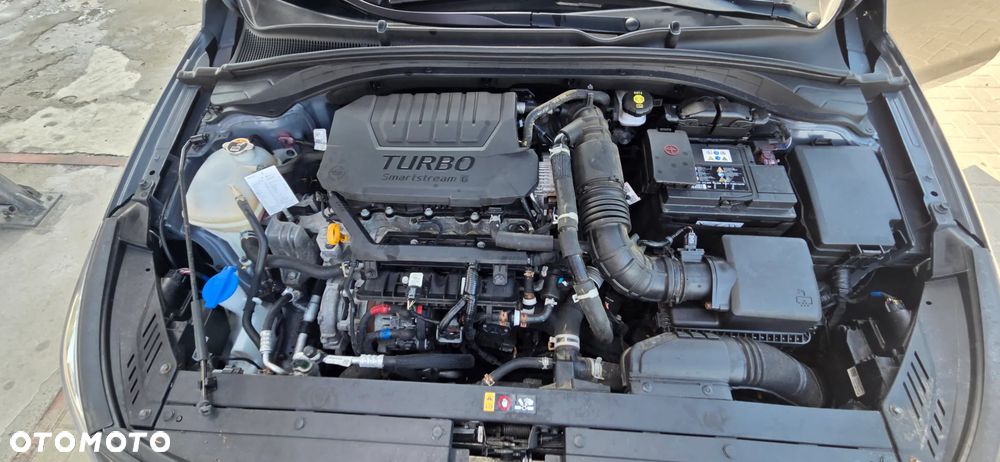 Hyundai i30 1.5 T-GDI 48V-Hybrid EDITION 30 - 38