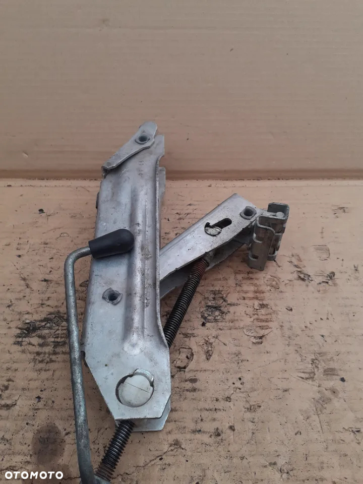 LEWAREK AUDI A3,A4,A6 8L0 011 031A - 6
